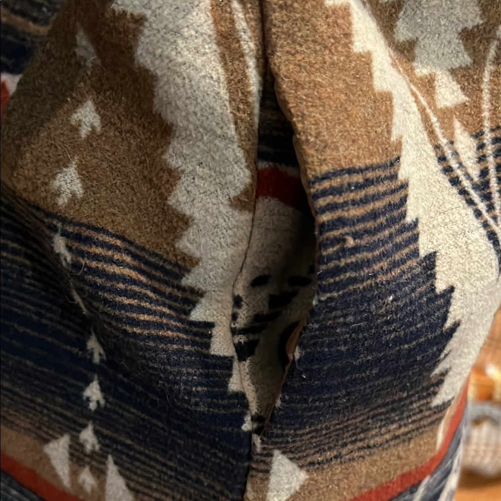 Geometric Patterned Shirt Jacket - image 4